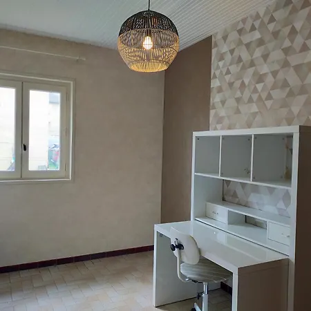 Chez Tata Malou - Maison Avec Jardin, Cour Fermee, Proche Toutes Commodites