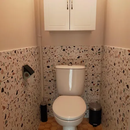 Chez Tata Malou - Maison Avec Jardin, Cour Fermee, Proche Toutes Commodites * Saint-Julien-Chapteuil