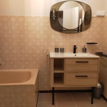 Chez Tata Malou - Maison Avec Jardin, Cour Fermee, Proche Toutes Commodites Apartment *