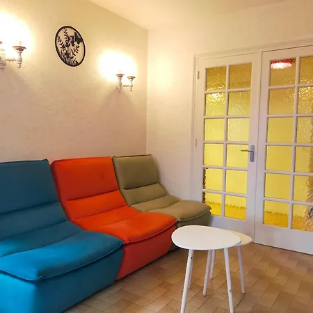 Apartament Chez Tata Malou - Maison Avec Jardin, Cour Fermee, Proche Toutes Commodites Saint-Julien-Chapteuil